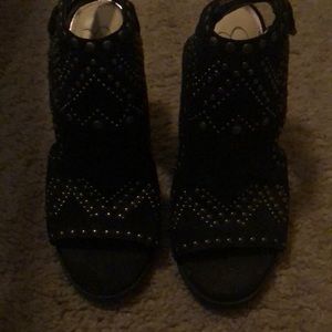 Jessica Simpson black booties